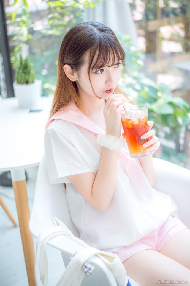 呜呜呜~呜呜~